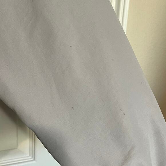 Pierre Cardin Designer Windbreaker, Men’s Large. Zip. Light grey, blue accents - Picture 8 of 9